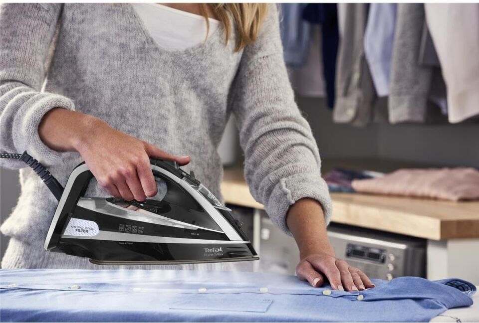 TEFAL FV9850 Pure Max 60 gr Sürekli ve 290 gr Şok Buharlı 3200 Watt Buharlı Ütü