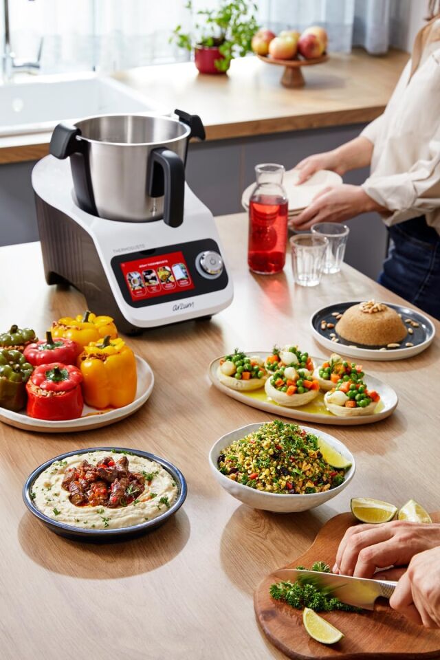 Arzum AR1181 Thermogusto Çok Fonksiyonlu Akıllı Mutfak Robotu