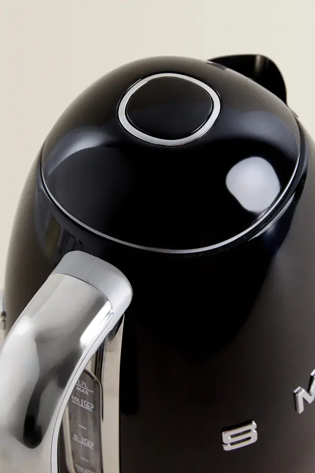 Smeg 50'S Style Retro Su Isıtıcı Kettle Siyah Klf03bleu