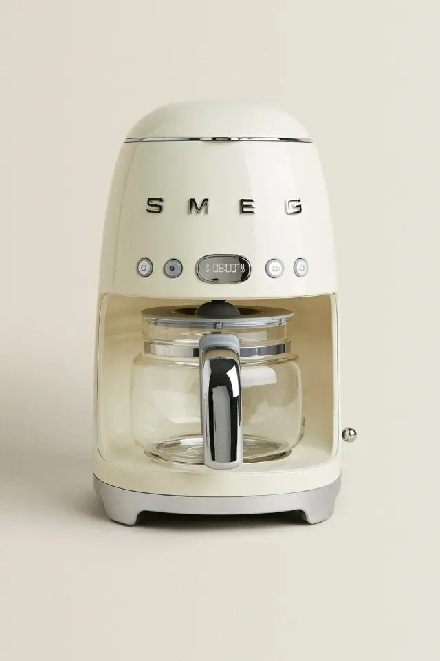 Smeg 50's Style Retro Krem Filtre Kahve Makinesi