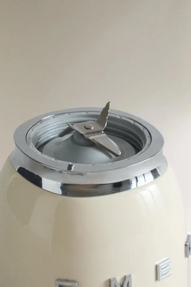 Smeg 50's Style Krem Kişisel Blender - Double Botttle