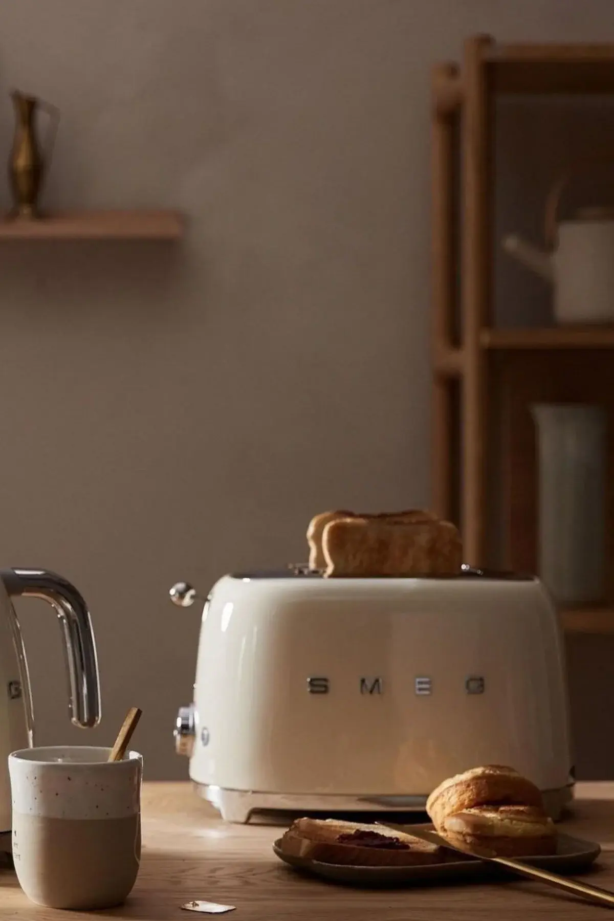 Smeg 50's Style Retro Krem 2x1 Ekmek Kızartma Makinesi TSF01CREU